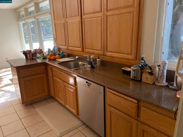$4,750 | 123 Sheridan Lane, Martinez, CA 94553