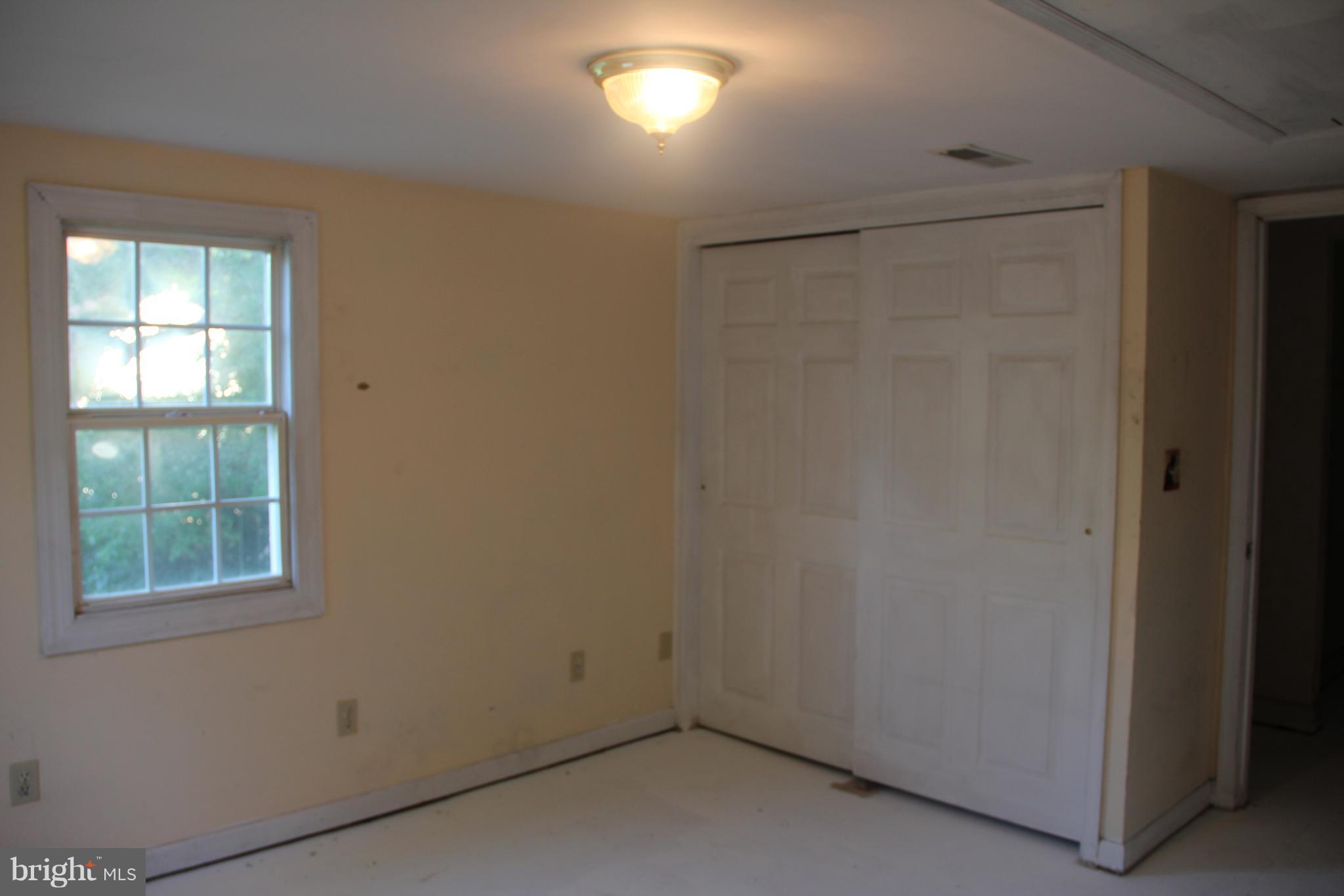 9509 Rocky Ridge Road Rocky Ridge, MD 21778 - Photo 24 of 25 a room that has a window in it