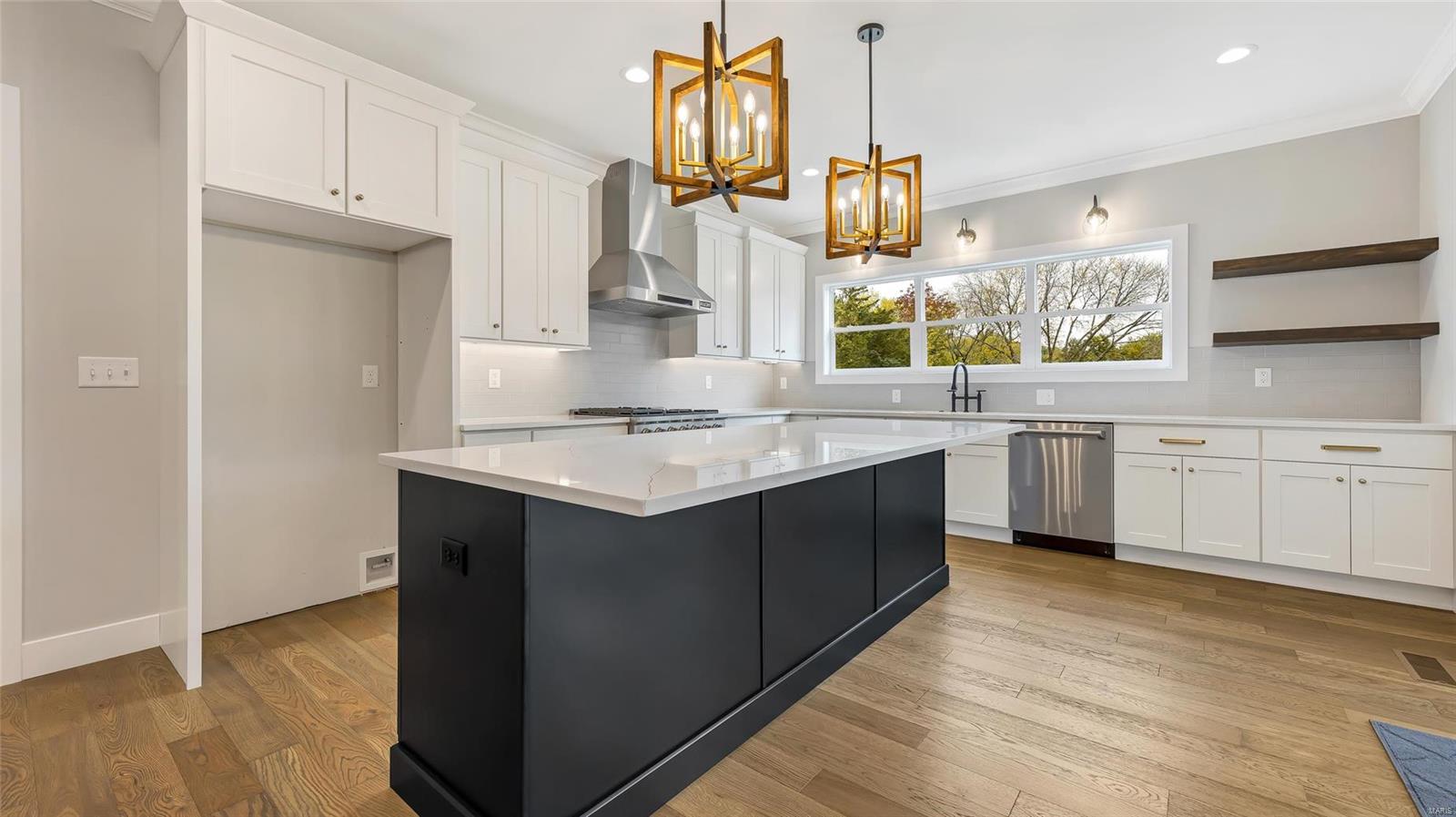 5126 Ambs Road St. Louis, MO 63128 - Photo 13 of 54 Gallery Image 13