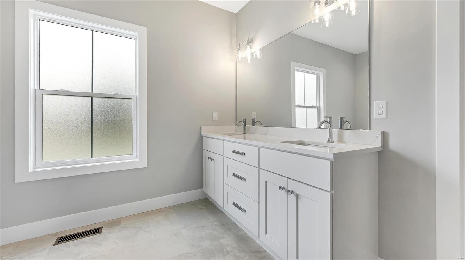 5126 Ambs Road St. Louis, MO 63128 - Photo 25 of 54 Gallery Image 25