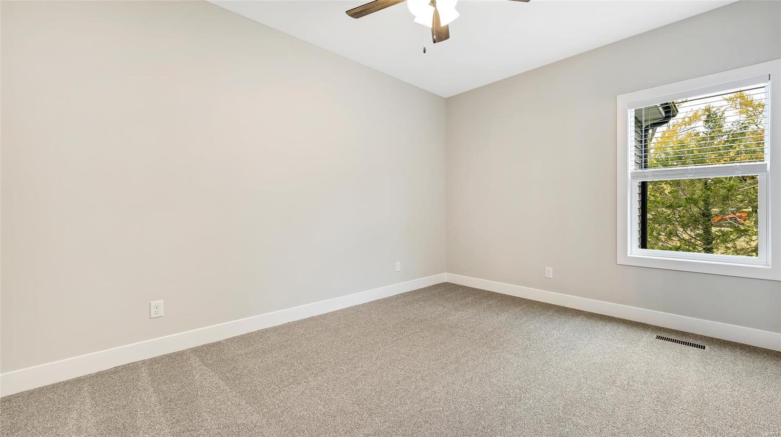 5126 Ambs Road St. Louis, MO 63128 - Photo 29 of 54 Gallery Image 29