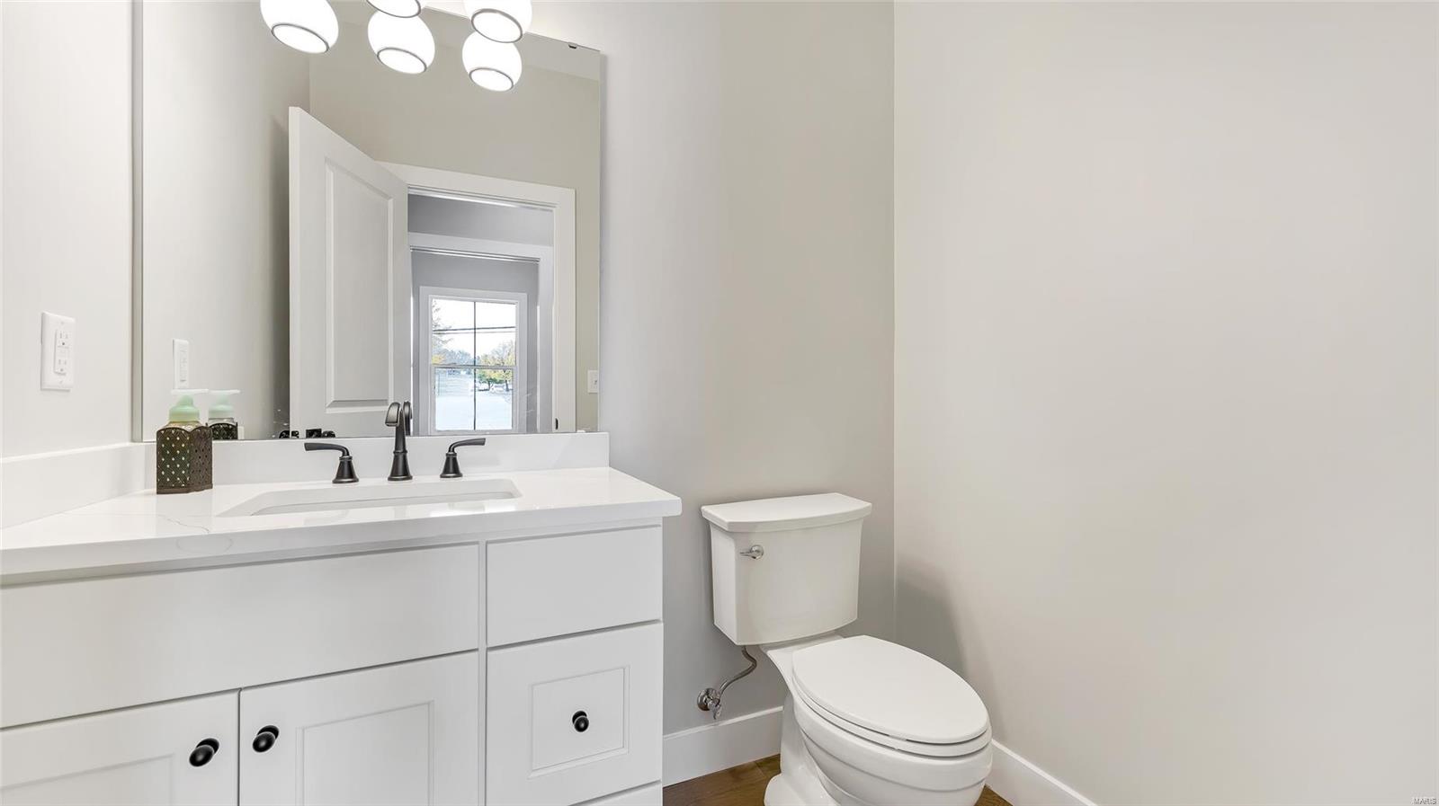 5126 Ambs Road St. Louis, MO 63128 - Photo 34 of 54 Gallery Image 34