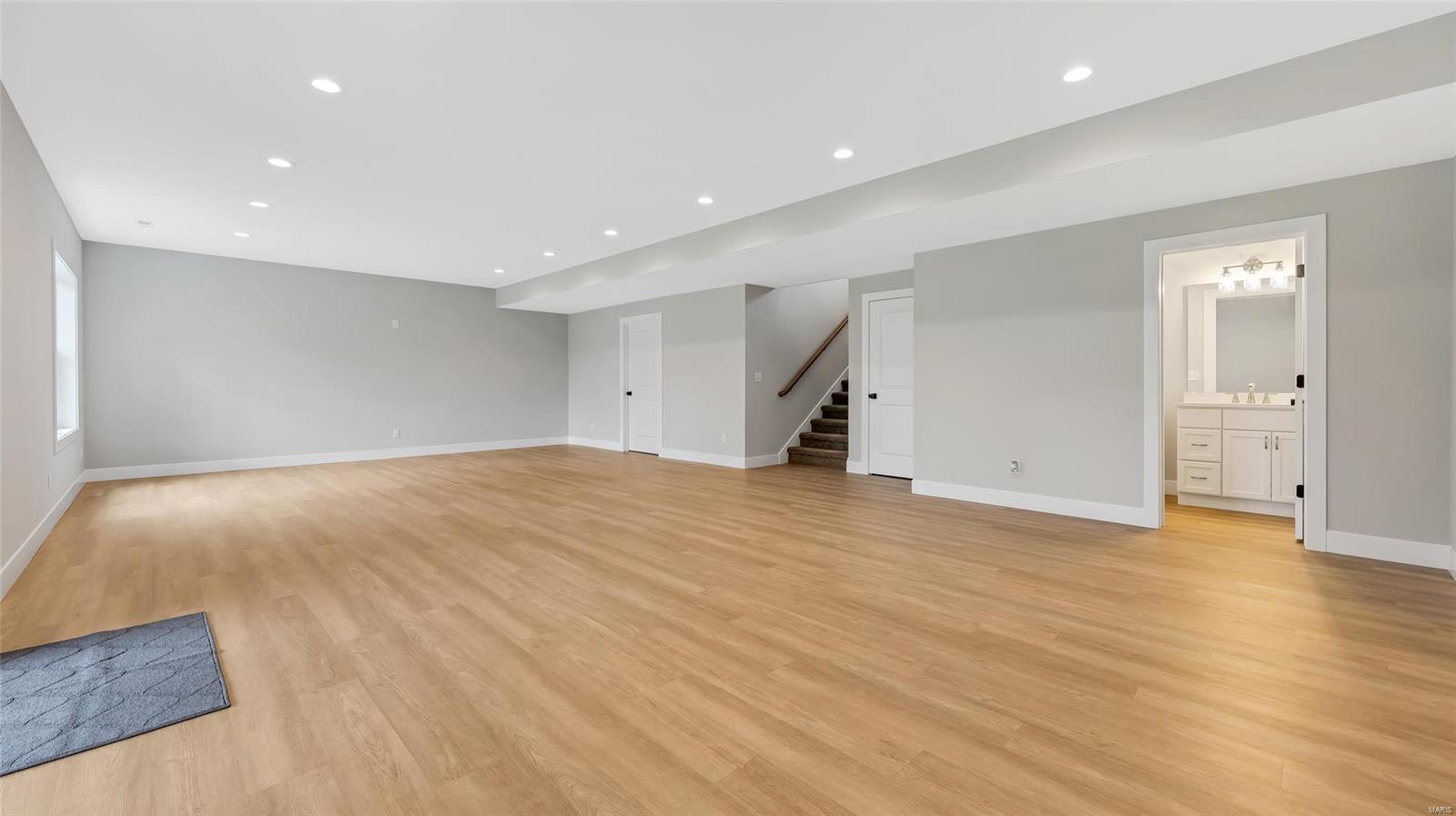 5126 Ambs Road St. Louis, MO 63128 - Photo 35 of 54 Gallery Image 35