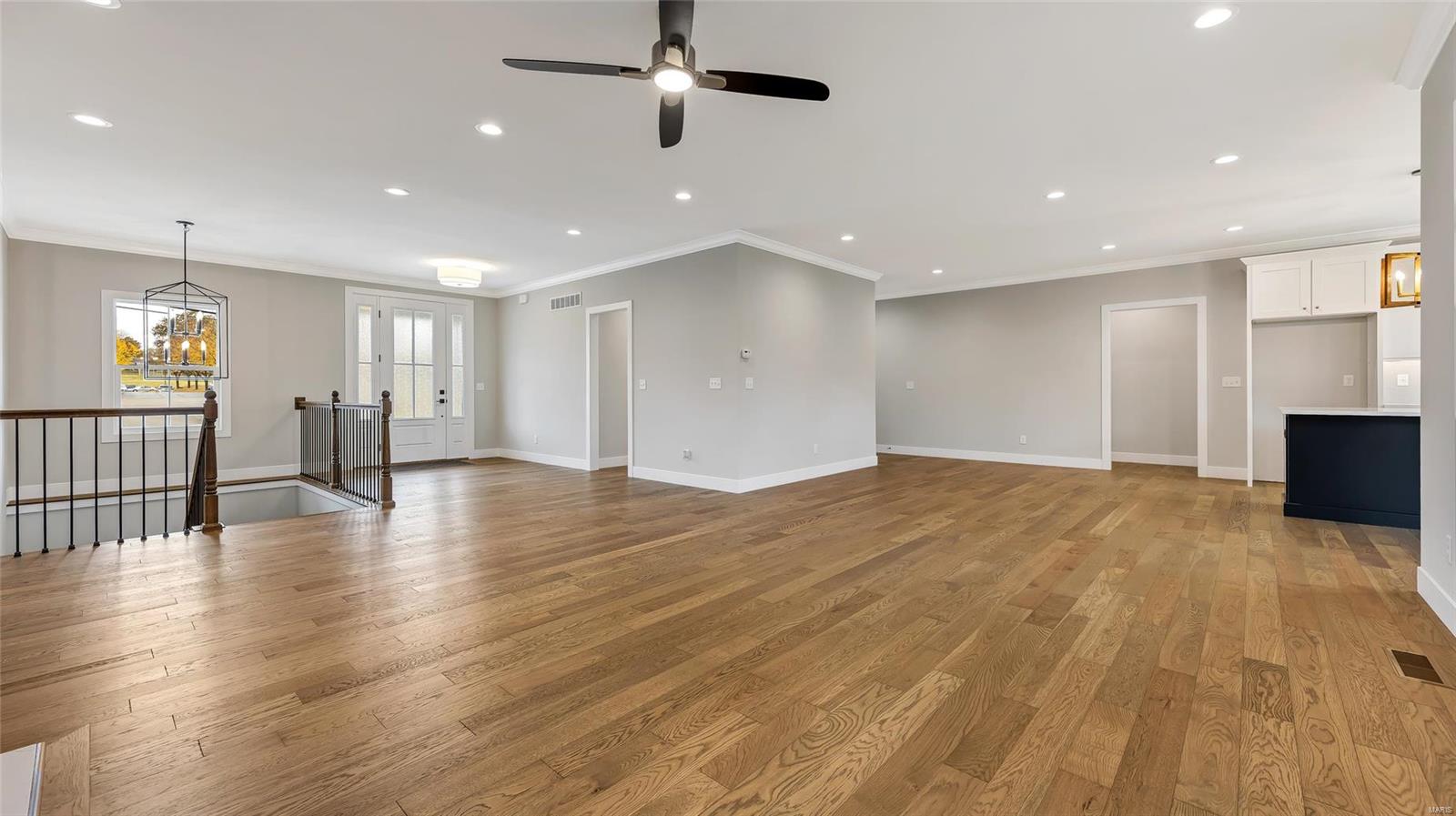 5126 Ambs Road St. Louis, MO 63128 - Photo 7 of 54 Gallery Image 7