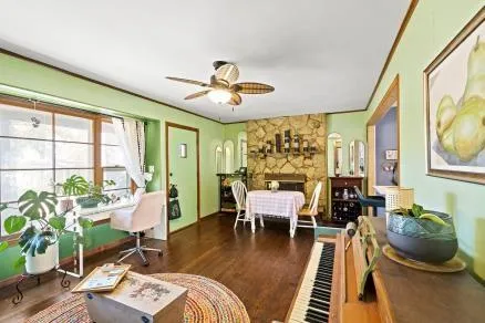 $250,000 | 8725 Larsen Street, Overland Park, KS 66214