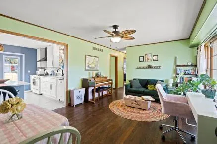 $250,000 | 8725 Larsen Street, Overland Park, KS 66214