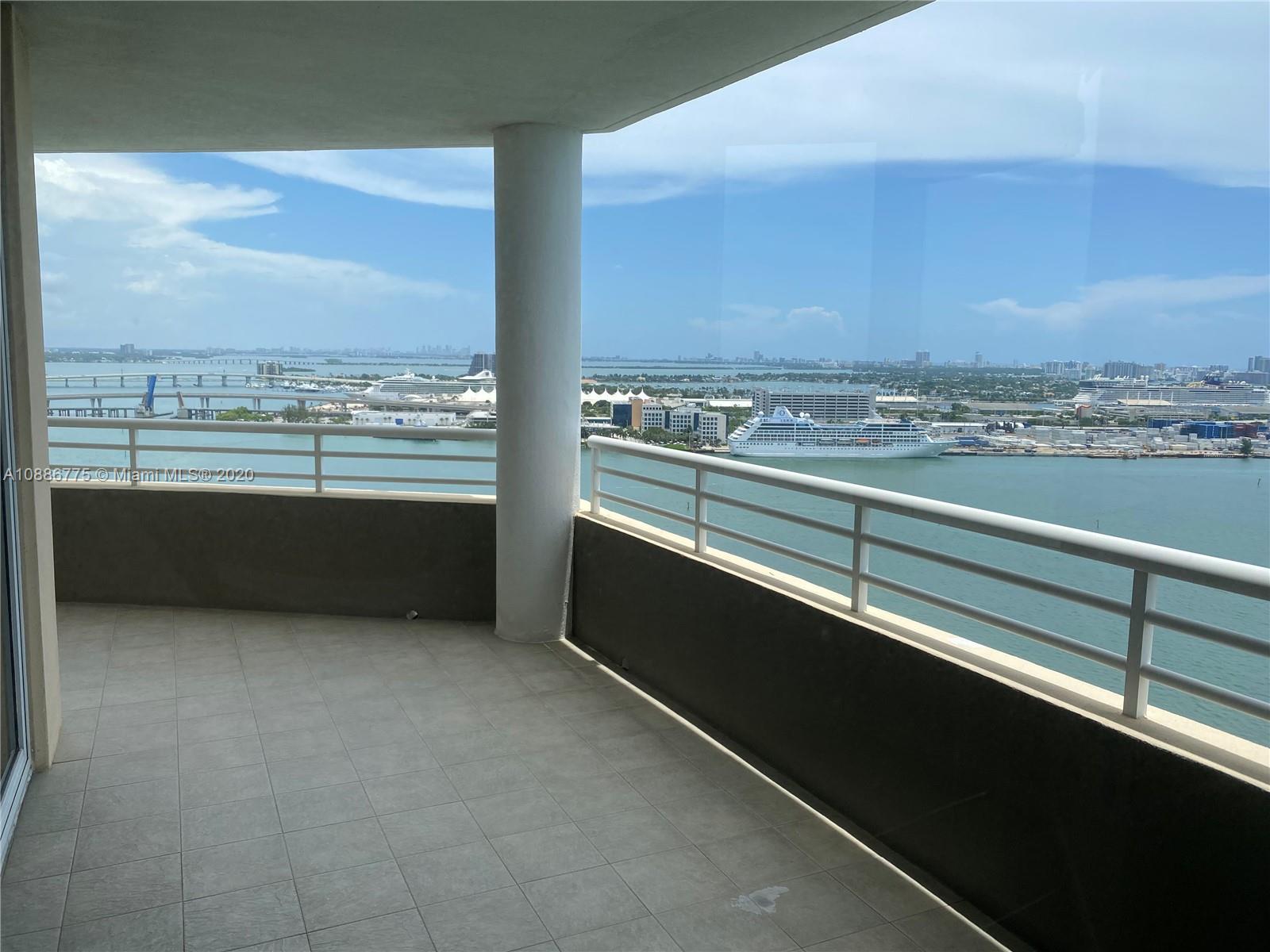 808 Brickell Key Drive, Unit 2601 Miami, FL 33131 - Photo 4 of 29