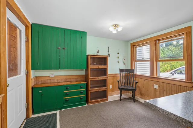 $319,500 | 2 Thundercastle Road, Readfield, ME 04355