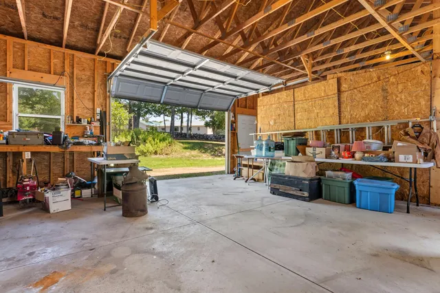 $319,500 | 2 Thundercastle Road, Readfield, ME 04355