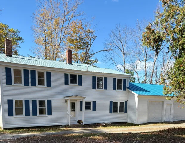 $319,500 | 2 Thundercastle Road, Readfield, ME 04355