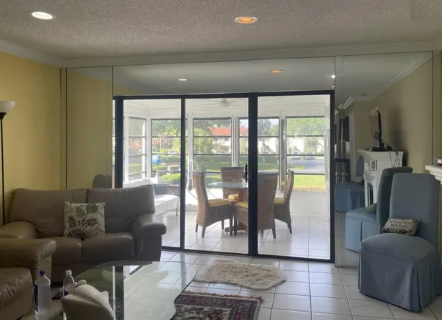 $2,275 | 21218 Lago Circle, Unit B, Boca Raton, FL 33433