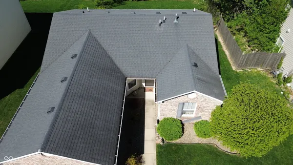 $235,000 | 560 Runnymede Court, Greenfield, IN 46140