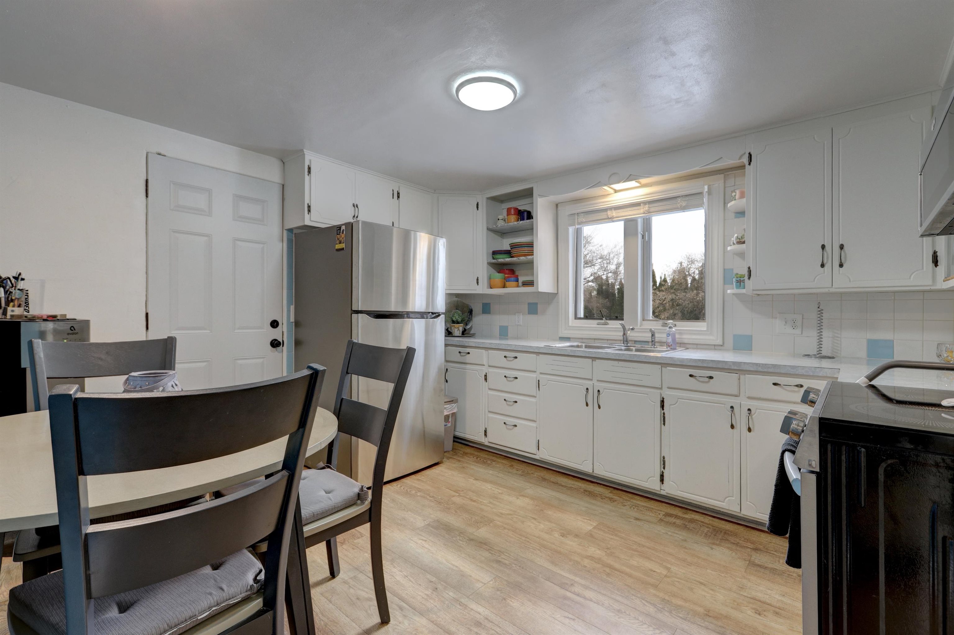 1325 South Harmon Street Appleton, WI 54915 - Photo 12 of 29