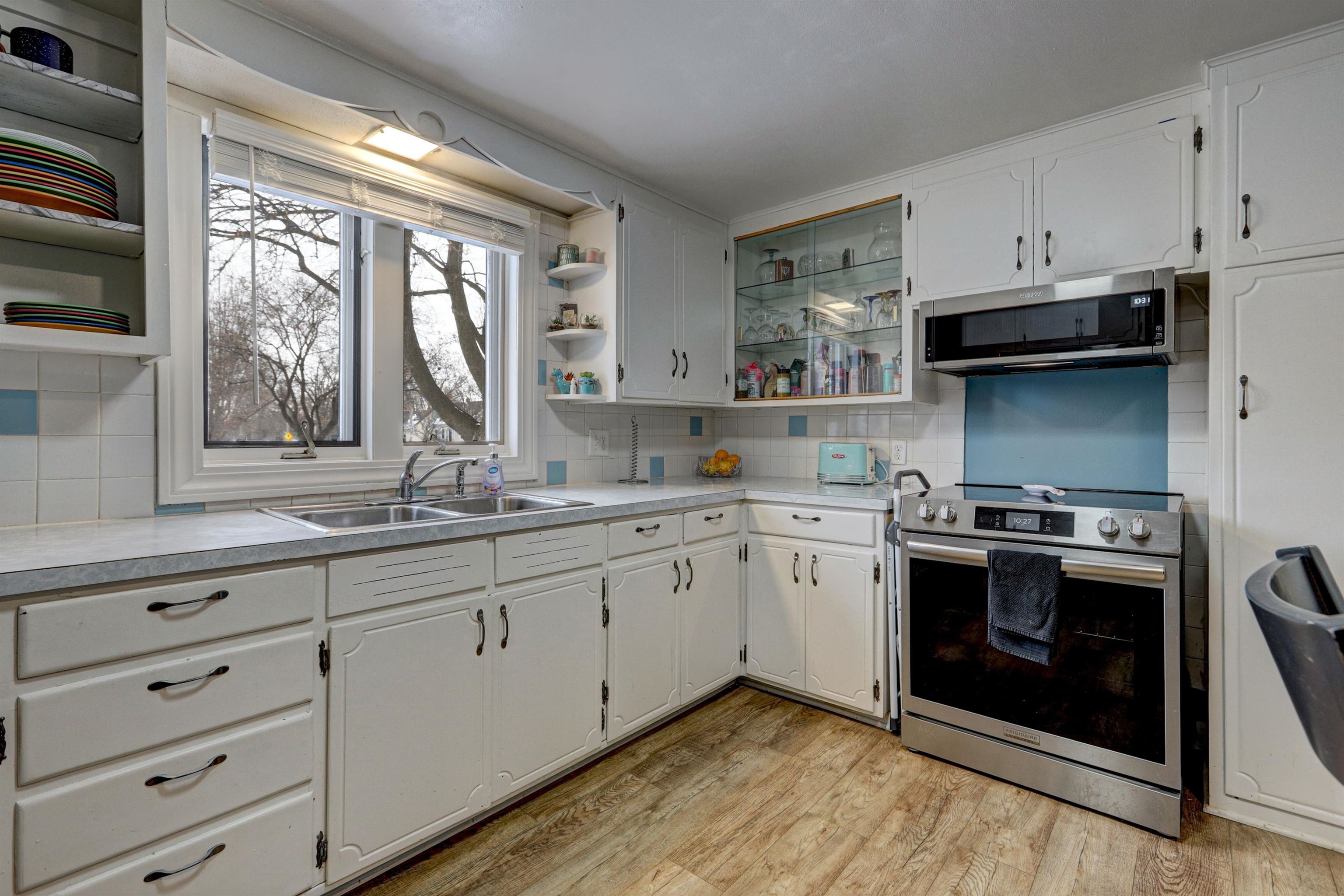 1325 South Harmon Street Appleton, WI 54915 - Photo 13 of 29