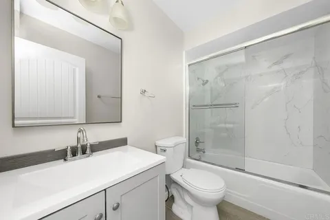 $379,000 | 471 4th Avenue, Unit B, Chula Vista, CA 91910