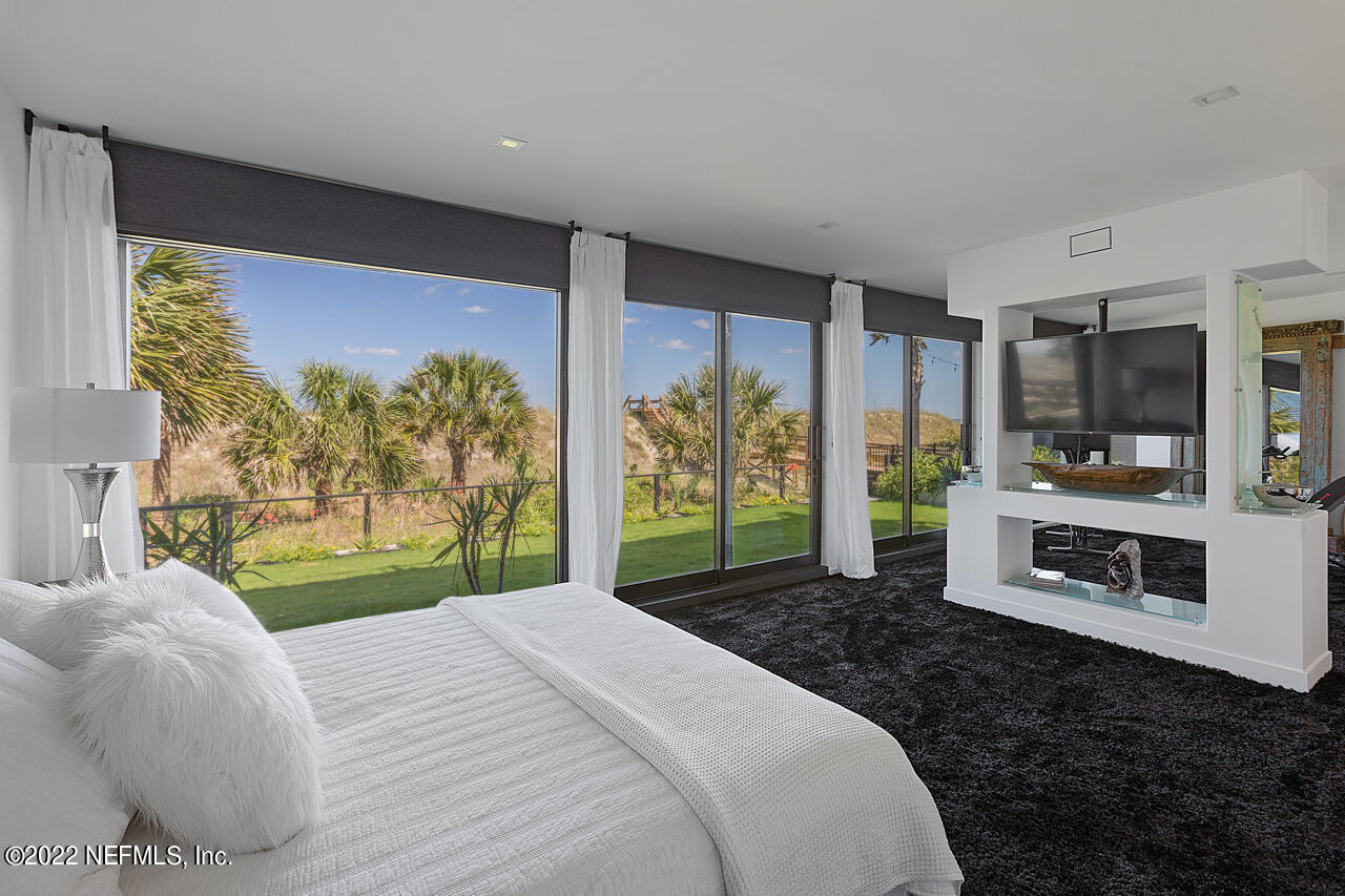 1304 Strand Street Neptune Beach, FL 32266 - Photo 9 of 58 Automated Shades