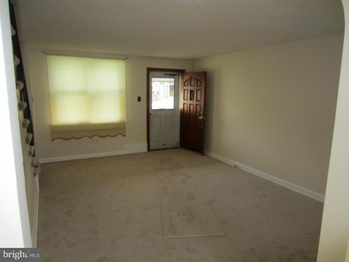 22 Branford Road Darby, PA 19023 - Photo 4 of 19 Gallery Image 4