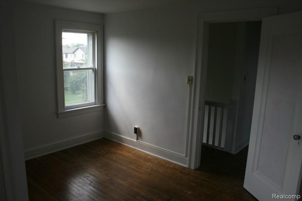 14120 East 14 Mile Road Warren, MI 48088 - Photo 24 of 34