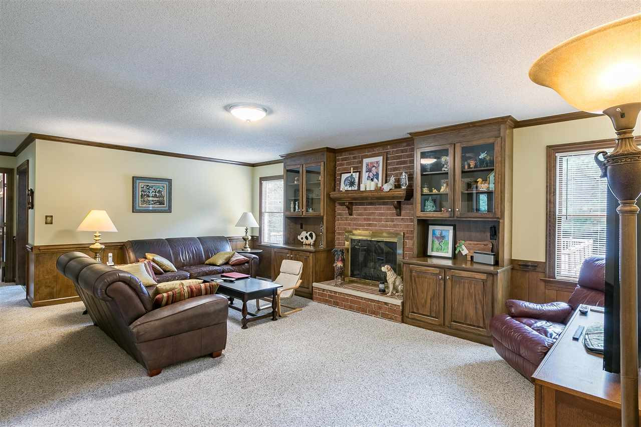 1201 Chalk Road Wake Forest, NC 27587 - Photo 4 of 25 Living Room