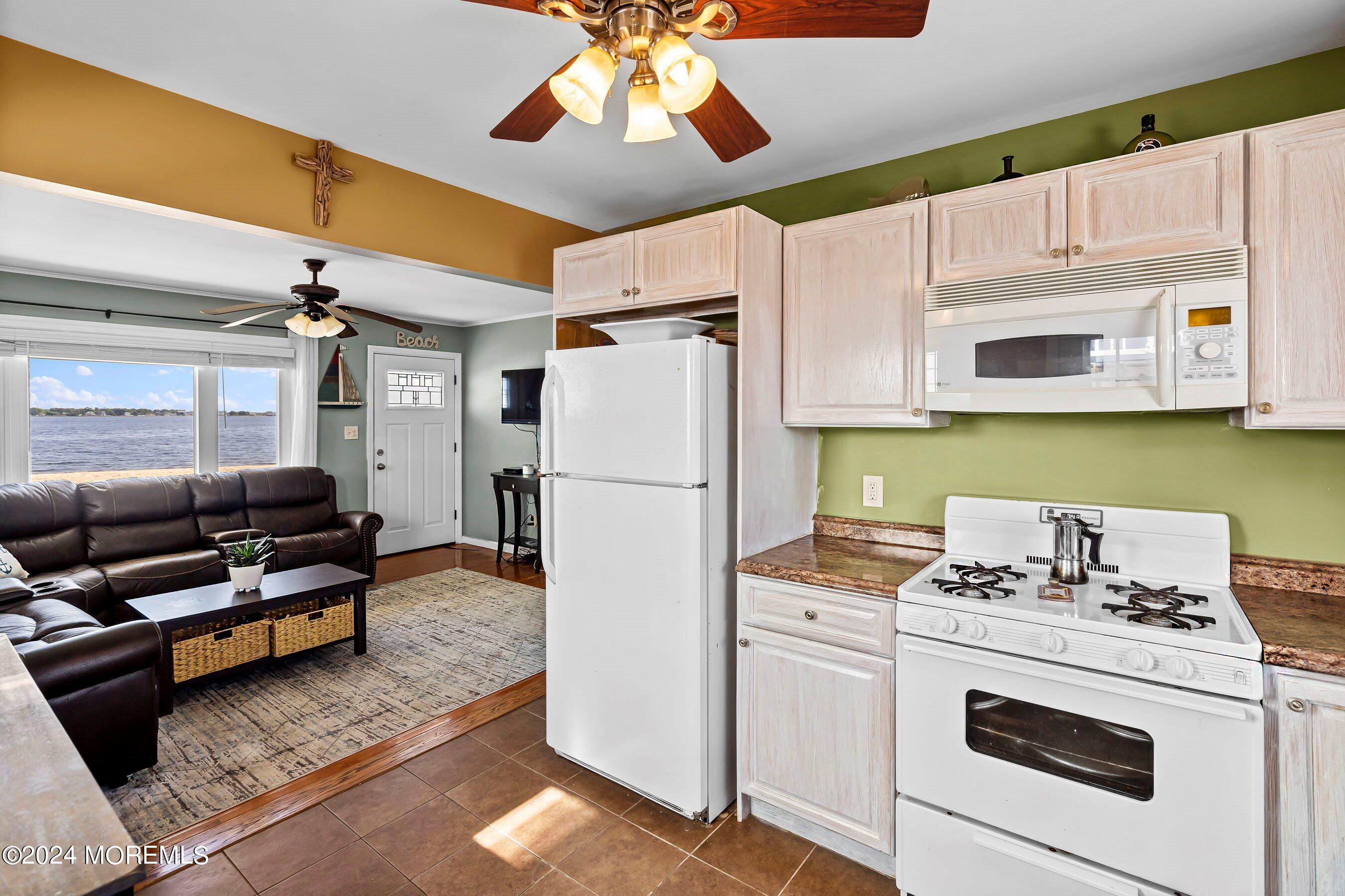 504 East Riviera Avenue Ocean Gate, NJ 08740 - Photo 16 of 17 16-Kitchen to Living 1B