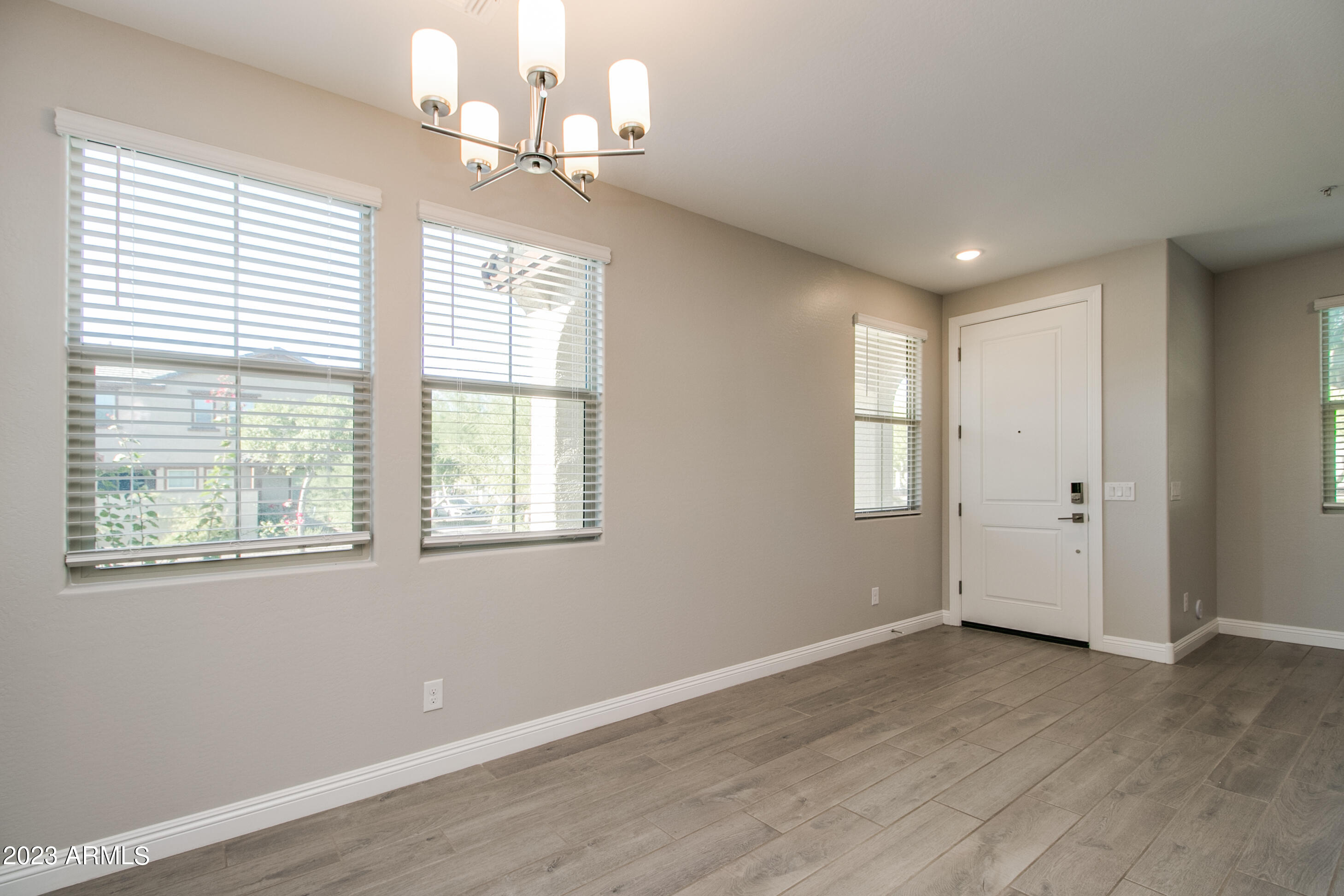 20869 West Thomas Road Buckeye, AZ 85396 - Photo 9 of 30 Thomas-009
