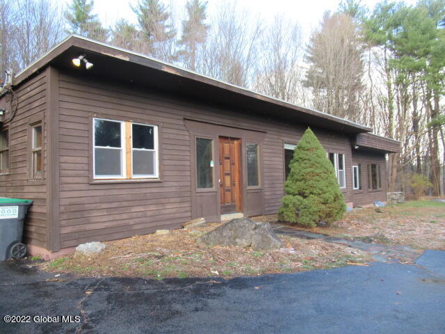 55 Middle Grove Road Greenfield, NY 12833 - Photo 10 of 107 IMG_7067