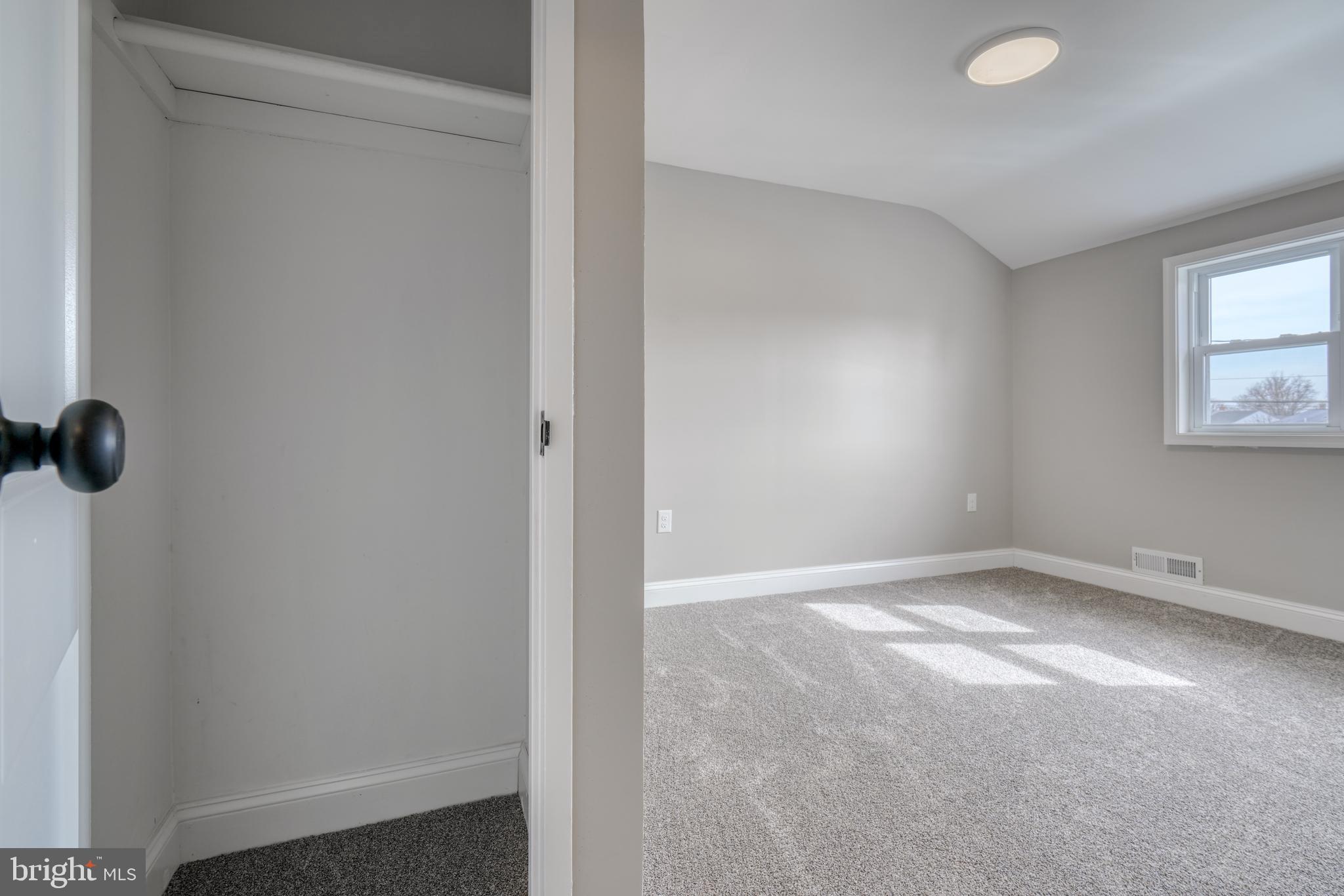 3015 Vulcan Road Dundalk, MD 21222 - Photo 29 of 42 BEDROOM 2 (UPPER LVL)