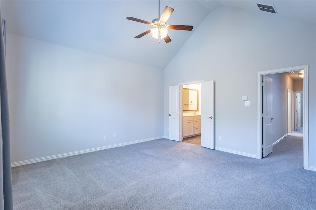 4658 H Rhett Lane Carrollton, TX 75010 - Photo 17 of 40