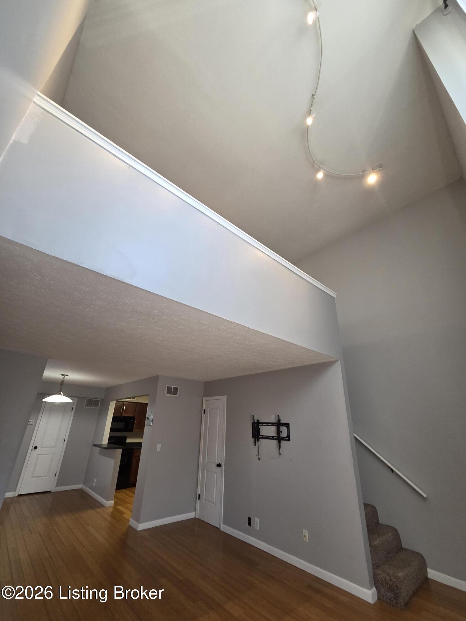 4028 Poplar Level Road, Unit 16 Louisville, KY 40213 - Photo 4 of 26 1000021593 (1)