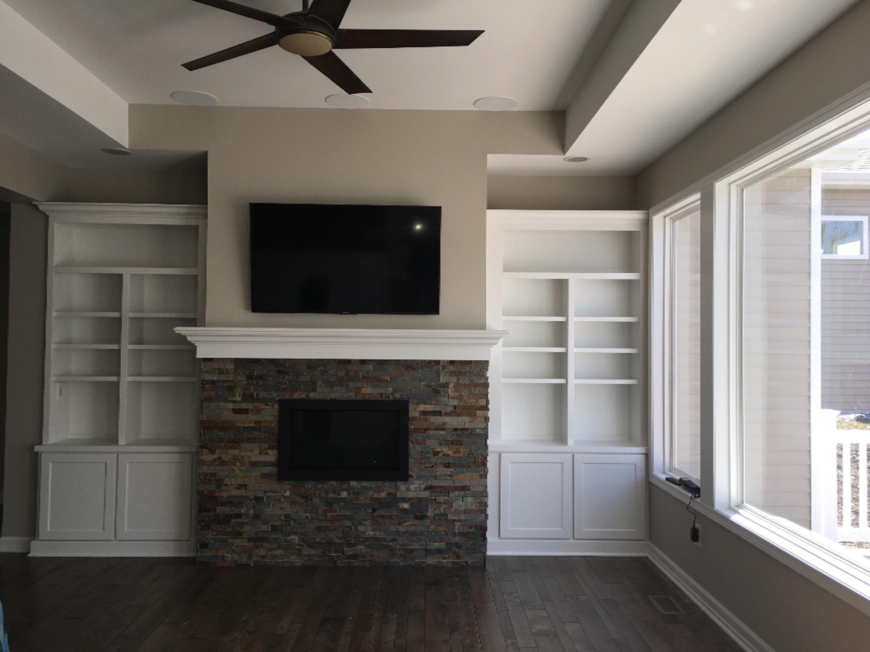 3412 Dunns Ridge, Unit 63 Kalamazoo, MI 49009 - Photo 5 of 33 WW-63 fireplace & buit-ins