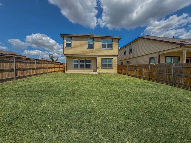 $257,500 | 725 Bronco Billy Drive, Jarrell, TX 76537