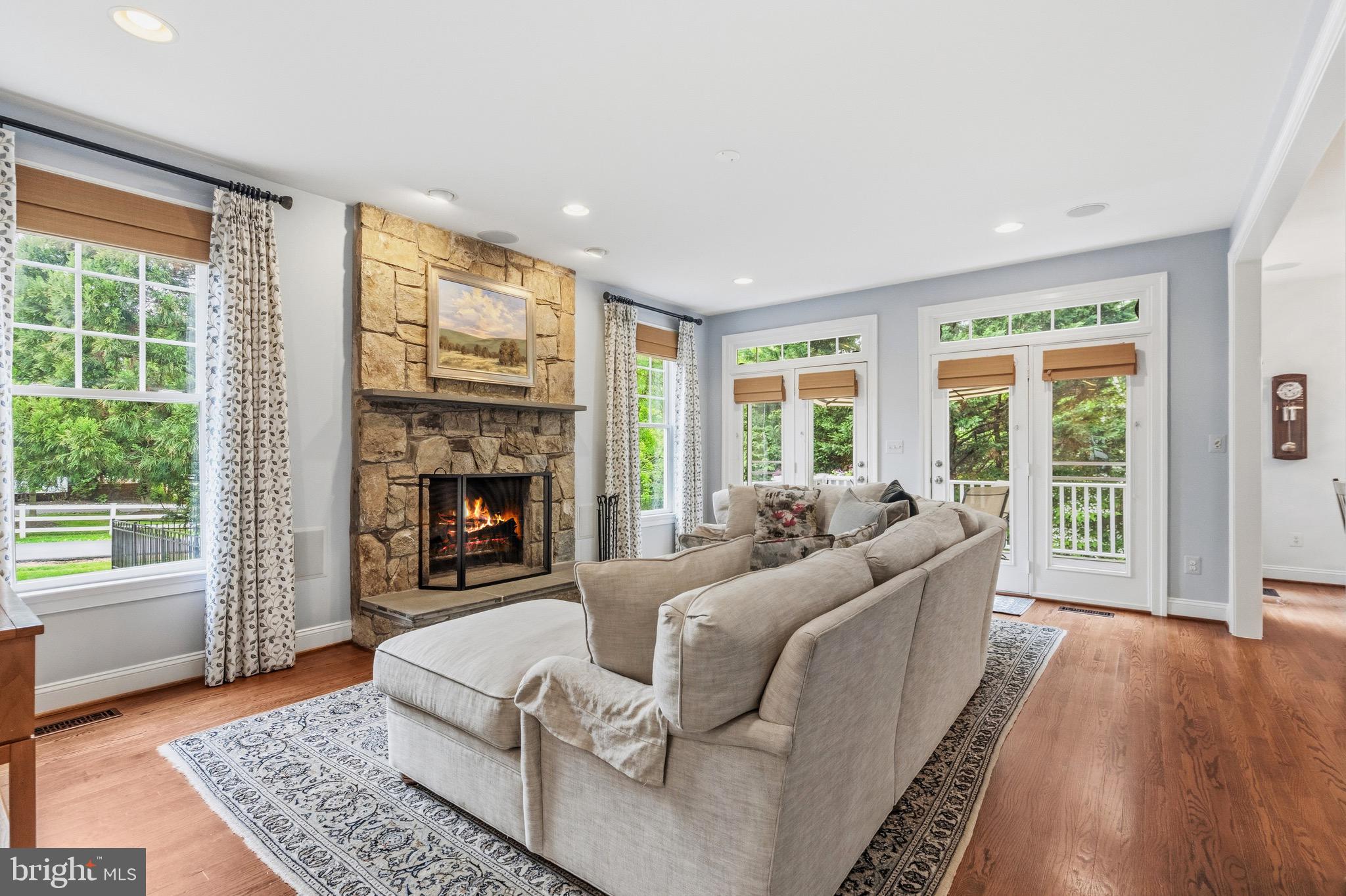 6962 Park Avenue McLean, VA 22101 - Photo 17 of 56 Family Room- Deck Access