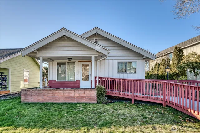 $429,950 | 6126 South Thompson Avenue, Tacoma, WA 98408