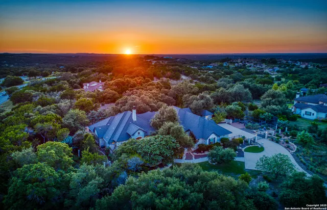 $2,449,000 | 8 Winged Foot, Boerne, TX 78006