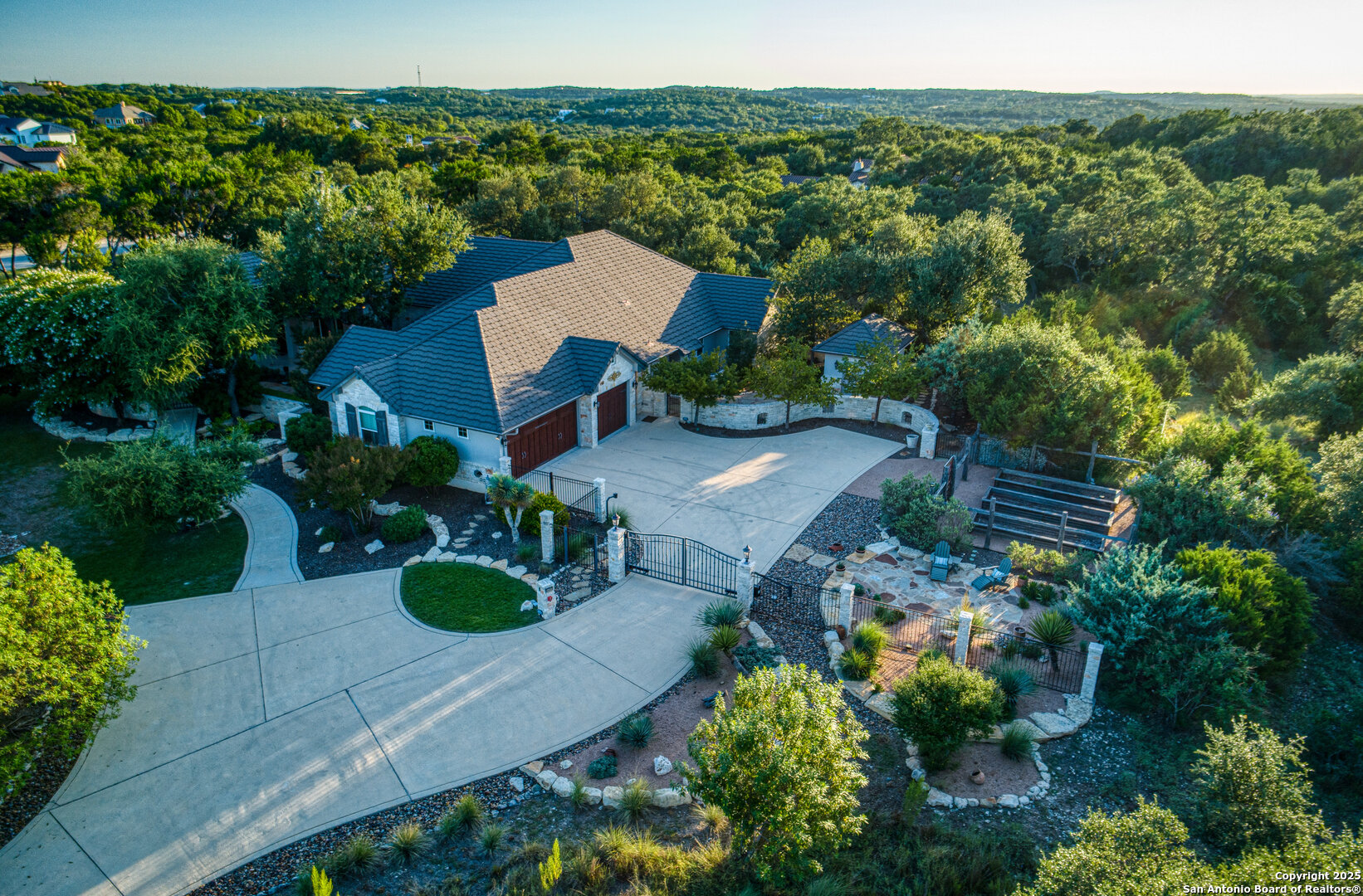 8 Winged Foot Boerne, TX 78006 - Photo 12 of 81