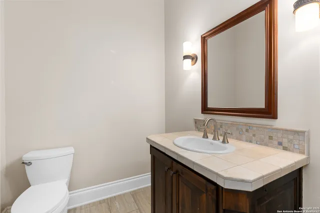 $2,449,000 | 8 Winged Foot, Boerne, TX 78006