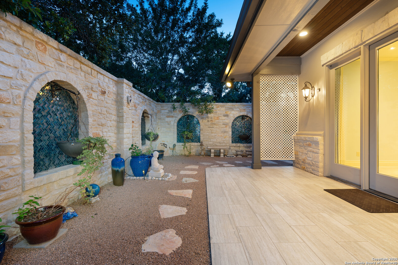 8 Winged Foot Boerne, TX 78006 - Photo 5 of 81