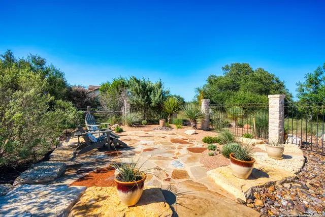 $2,449,000 | 8 Winged Foot, Boerne, TX 78006