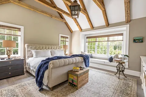 $29,500,000 | 266 & 300 Sagaponack Road, Bridgehampton, NY 11932