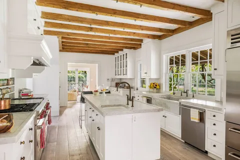 $29,500,000 | 266 & 300 Sagaponack Road, Bridgehampton, NY 11932