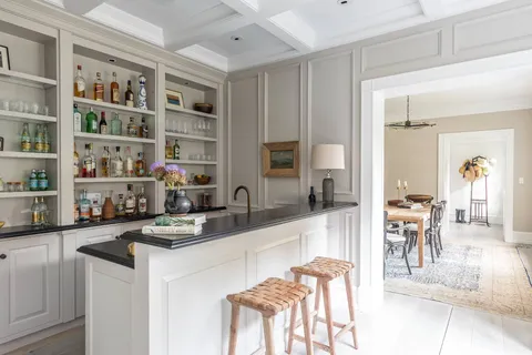 $29,500,000 | 266 & 300 Sagaponack Road, Bridgehampton, NY 11932