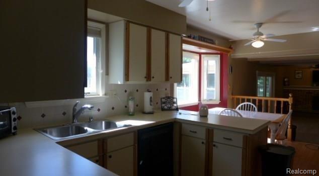 8446 Ridge Road Goodrich, MI 48438 - Photo 9 of 45 008.jpg