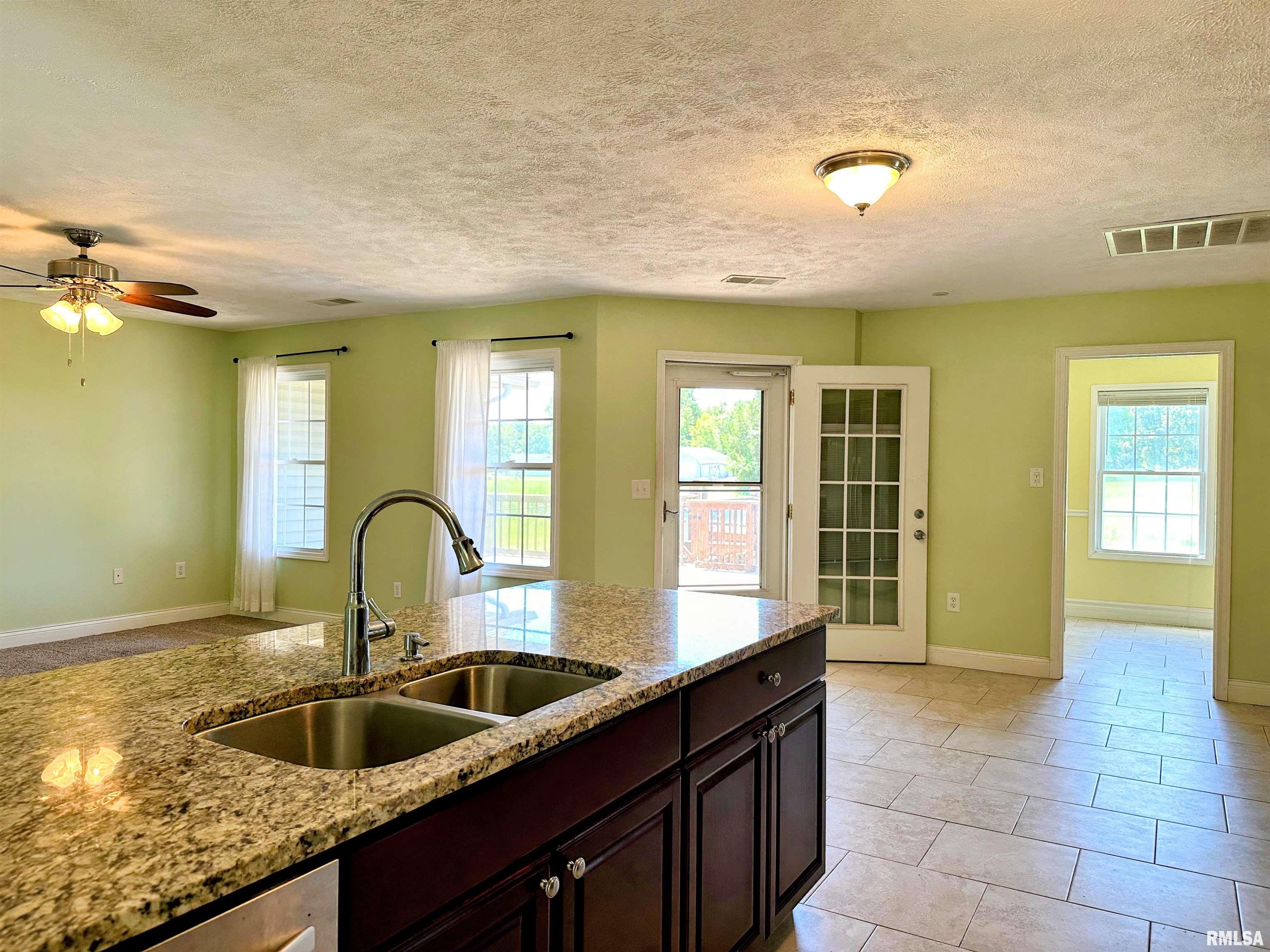 15307 Remington Road Marion, IL 62959 - Photo 10 of 63 Gallery Image 10