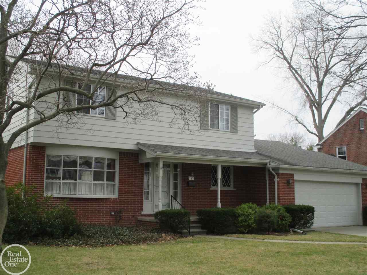 763 Hampton Road Grosse Pointe Woods, MI 48236 - Photo 2 of 16