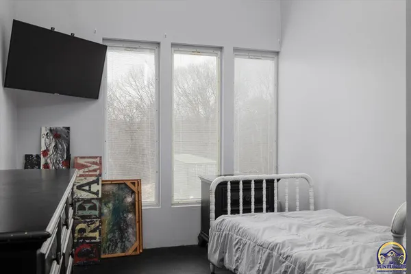 $1,700,000 | 4919 Ferguson Road, Perry, KS 66073