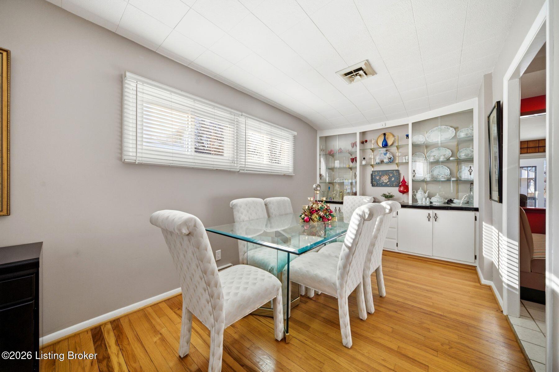 4820 Redstart Road Louisville, KY 40213 - Photo 12 of 41 photo_online_009