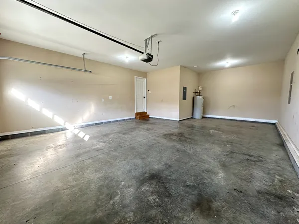 $1,850 | 1524 Reasons Drive, Clarksville, TN 37042