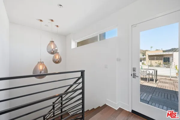 $1,595,000 | 1400 North Fuller Avenue, Unit 9, Los Angeles, CA 90046