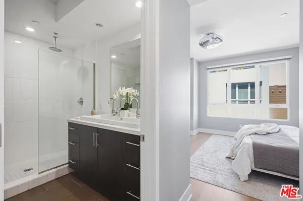$1,595,000 | 1400 North Fuller Avenue, Unit 9, Los Angeles, CA 90046