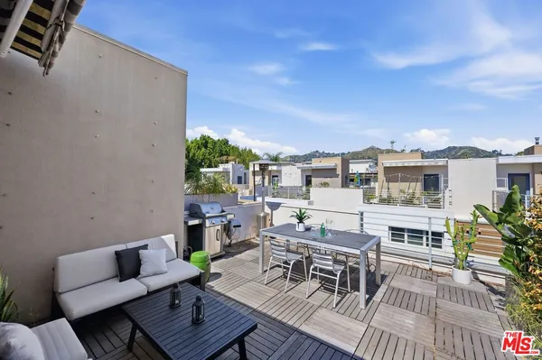 $1,595,000 | 1400 North Fuller Avenue, Unit 9, Los Angeles, CA 90046